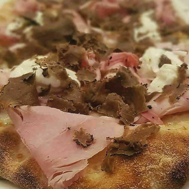 Pinseria degli Sciri Un Natale Geniale. Via Dei Priori. Perugia 2020
